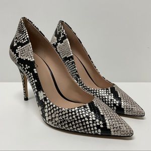 Uloaviel stilettos (adding heel cushions for free)